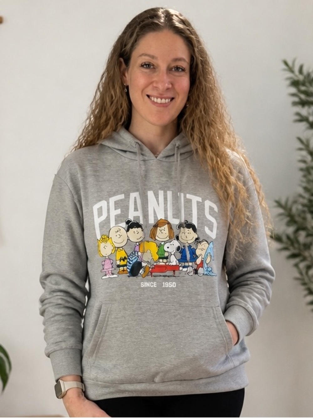 NWOT Peanuts Light Gray Logo Hoodie Size Small